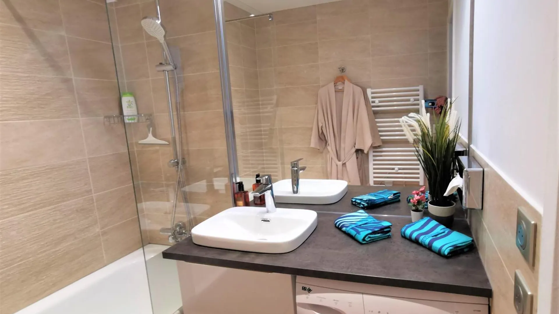Ocean 7 Apartment Biarritz 0*,